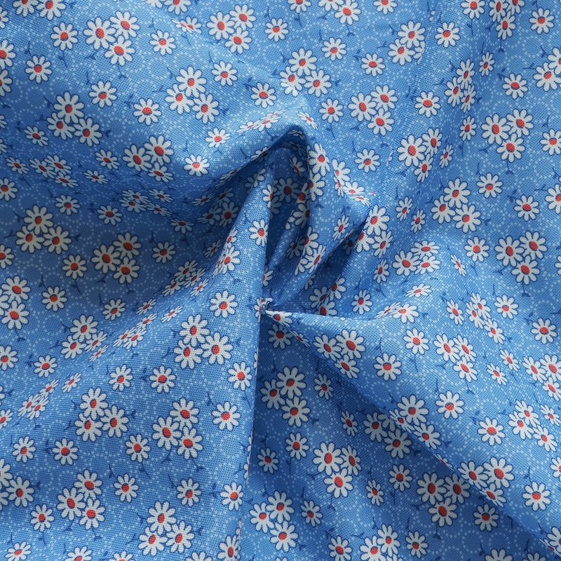 Aunt Grace Goes Scrappy Blue Daisy | R351527D-BLUE