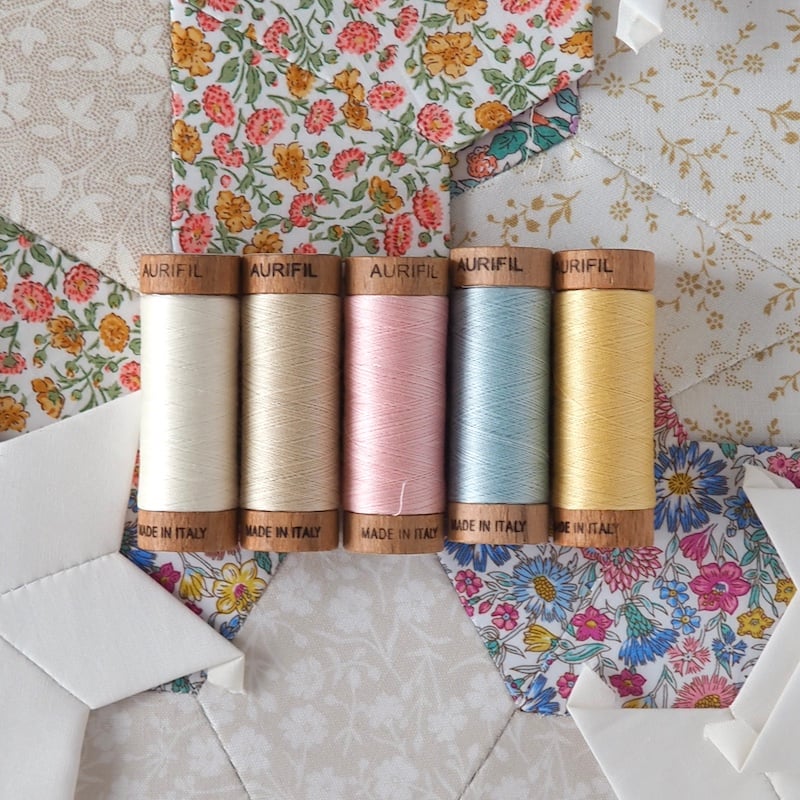 Aurifil 80wt Cotton Thread Blooming Blossoms v2 Quilt