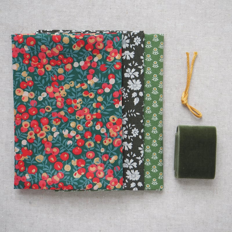 Floral Festivities Wreath Kit