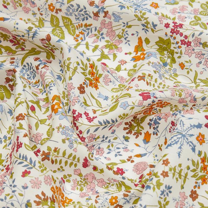 Liberty Fabrics Field Flowers B Organic Tana Lawn™