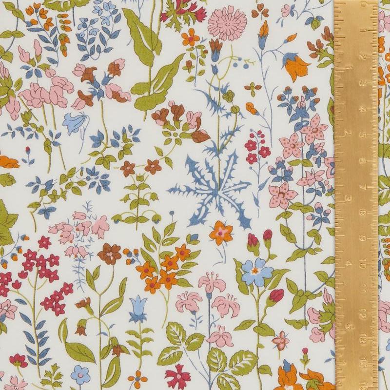 Liberty Fabrics Field Flowers B Organic Tana Lawn™
