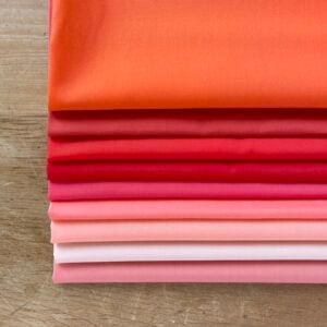 Art Gallery Fabrics Pure Solids Pink Red Fat Quarter Bundle - Image 1