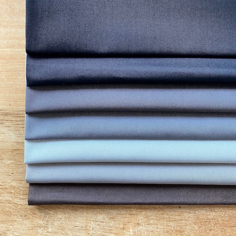 Art Gallery Fabrics Pure Solids Black Fat Quarter Bundle