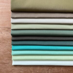 Art Gallery Fabrics Pure Solids Green Fat Quarter Bundle - Image 1