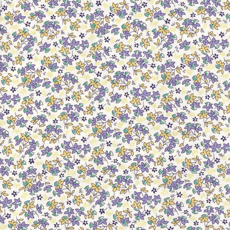 Aunt Grace Sew Charming Lilac Tossed Flowers | R35120-LILAC