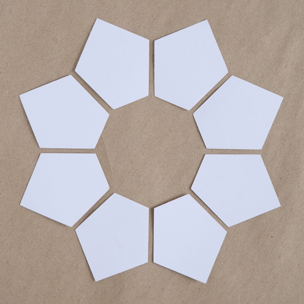 Irregular Pentagon - English Paper Pieces