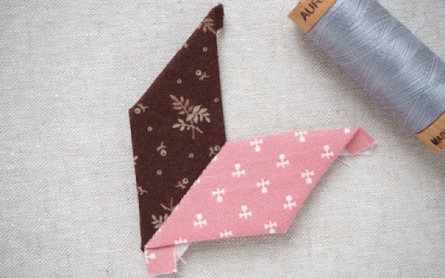 sewing English Paper Piecing shapes together